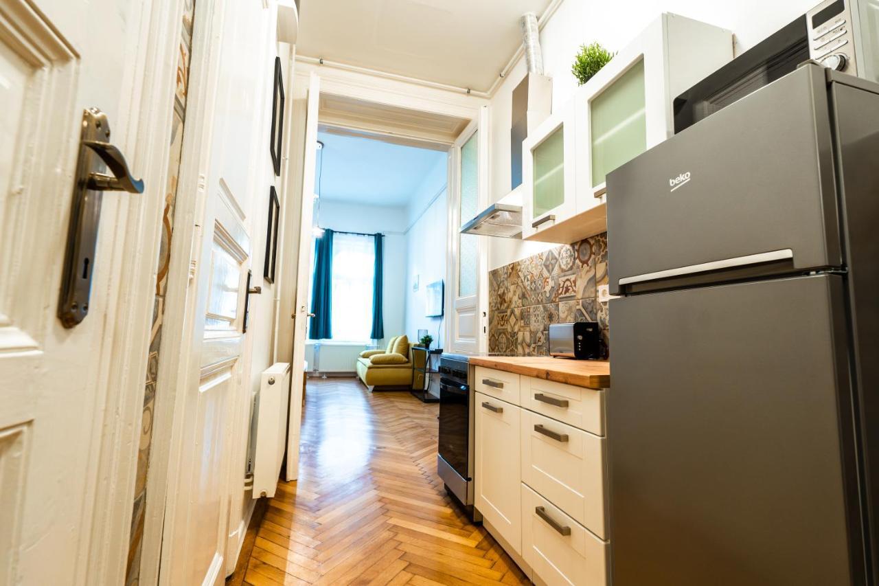 Palace Quarter Suite Budapest Exterior photo